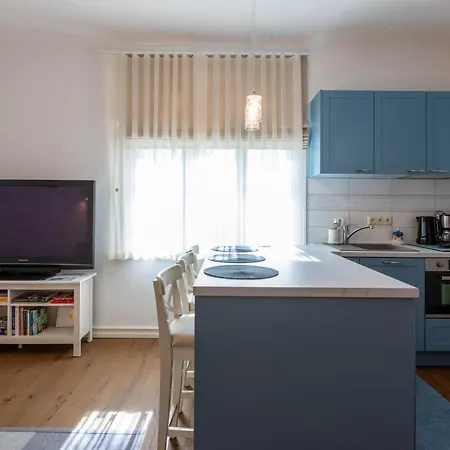 Aiaviisa * パルヌ